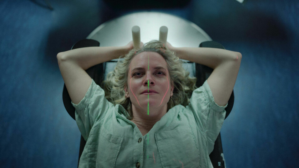 KREFT: Scenene av Ester på sykehuset synes regissøren var de mest krevende under innspillingen. De lignet litt for mye på hva han hadde opplevd med Vera.