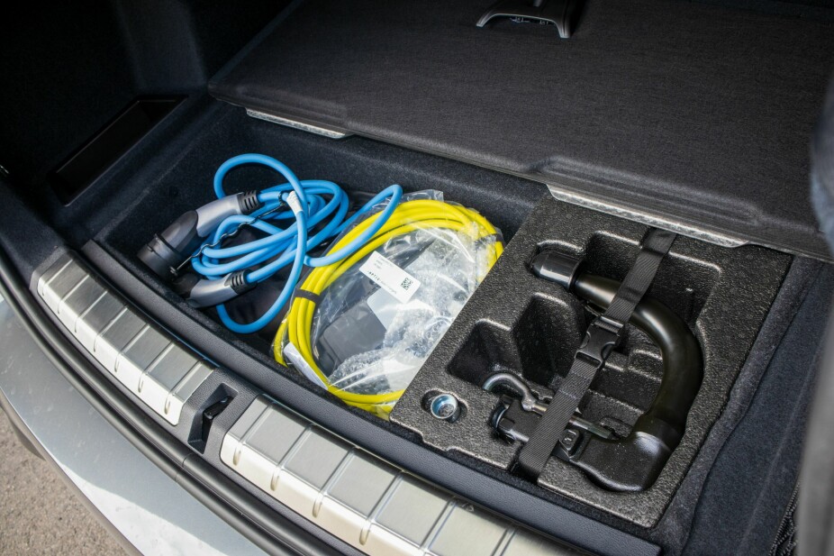<b>VIKTIG:</b> Smarte rom til utstyr gjør at nødvendigheter ikke går utover effektiv bagasjeplass. Det er BMW X1 et godt eksempel på. 