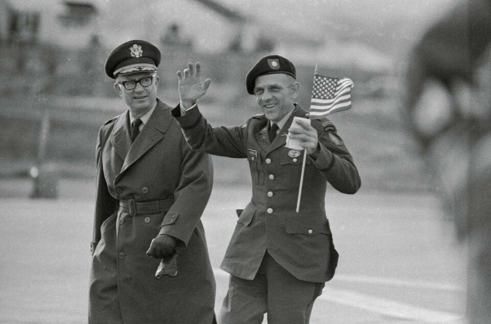 HJEMKOMST: 12. februar 1973 begynte løslatelsen av 591 amerikanske krigsfanger fra fangenskap i Vietnam. I mars 1973 ble mannen som hadde sittet lengst av dem alle, endelig en fri mann. Men livet etter ni år som krigsfange, ble ikke slik Floyd James Thompson hadde håpet.