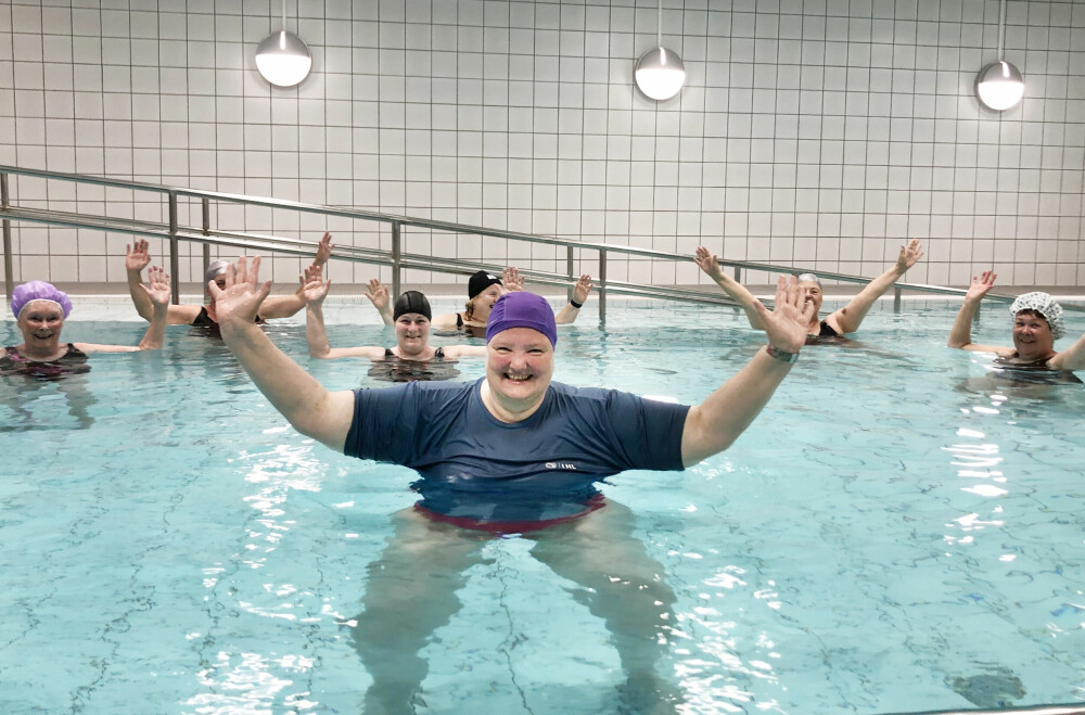 <b>REDNINGEN:</b> Thora-Lisa Brustad har strevd med å komme i aktivitet etter hjerneslaget. Da hun prøvde vanngymnastikk, merket hun at det var noe hun orket. I dag er hun triminstruktør for en gruppe hjerneslagpasienter fra LHL tre ganger i uken. 