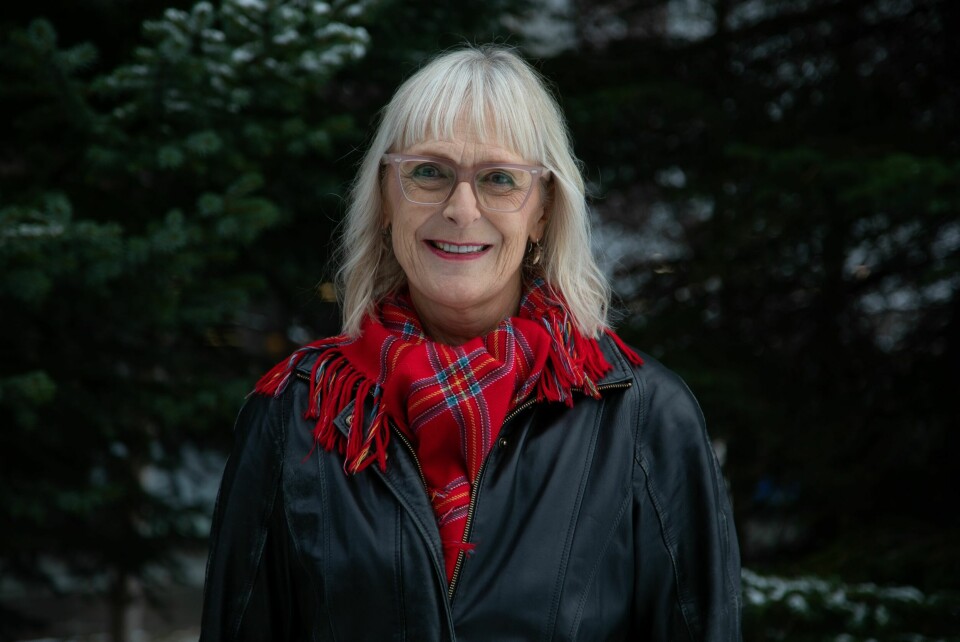 Overlge og professor Maja-Lisa Løchen.