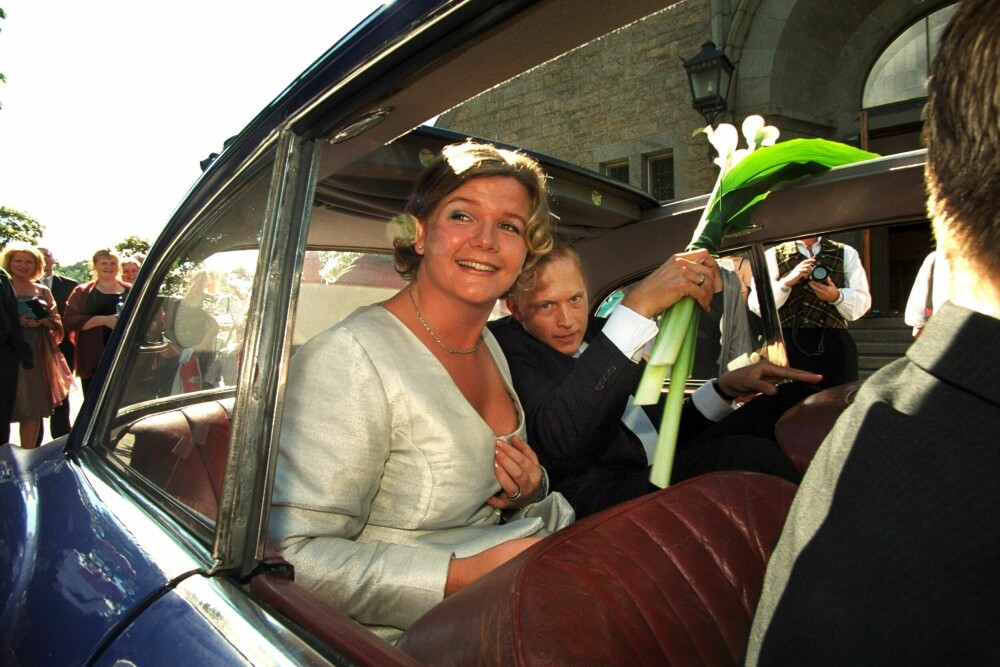 <b>NYGIFT:</b> 19. august 2000 giftet Anne Sandvik og Hasse Lindmo seg i Vålerenga kirke i Oslo. Det var Annes pappa, som er prest, som viet paret.