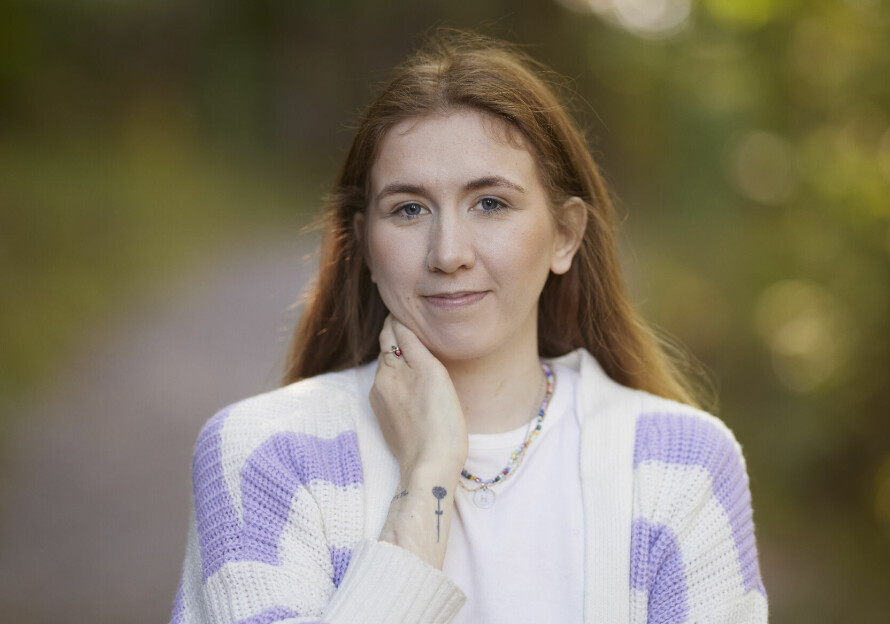 VIL VÆRE ÅPEN: Hedda Mathea Kastås har selvskadet i mange år. Hun brenner for at helsepersonell må vise større forstgåelse.