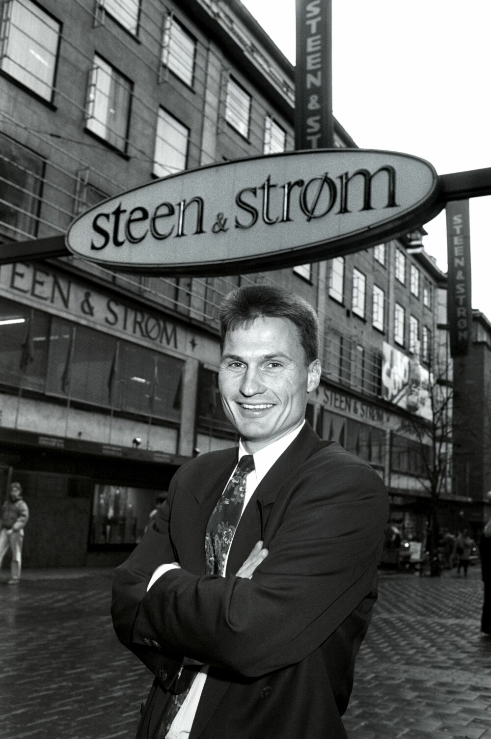 <b>DEN GANG DA:</b> Petter reddet Steen &amp; Strøm fra konkurs på 1990-tallet. Da han fikk sparken, bestemte han seg for å prøve noe helt annet enn kjøpesenter-bransjen og kjøpte sitt første hotell.