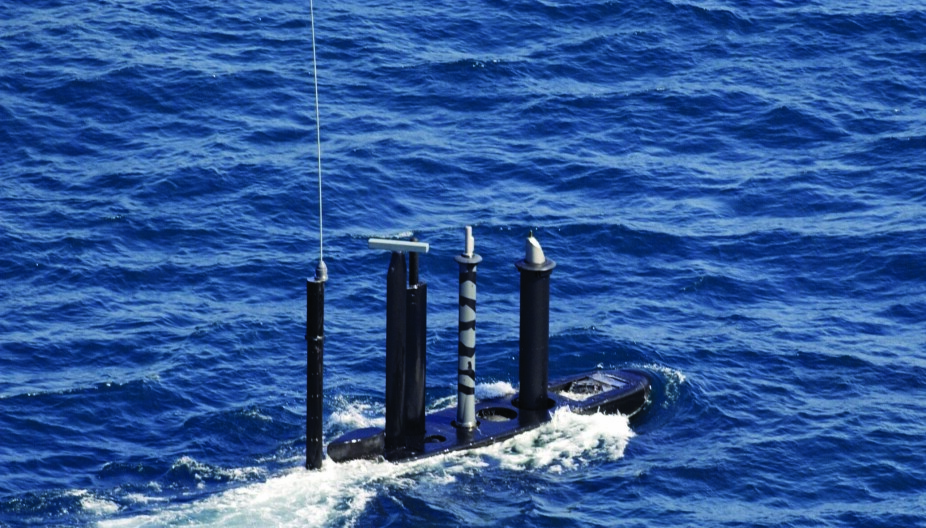 <b>PERISKOP:</b> En norsk Ula-klasse ubåt er godt synlig med mastene over vann. Under den kalde krigen ble det gjort 154 sann­synlige observasjoner av ukjente ubåter langs Norskekysten.