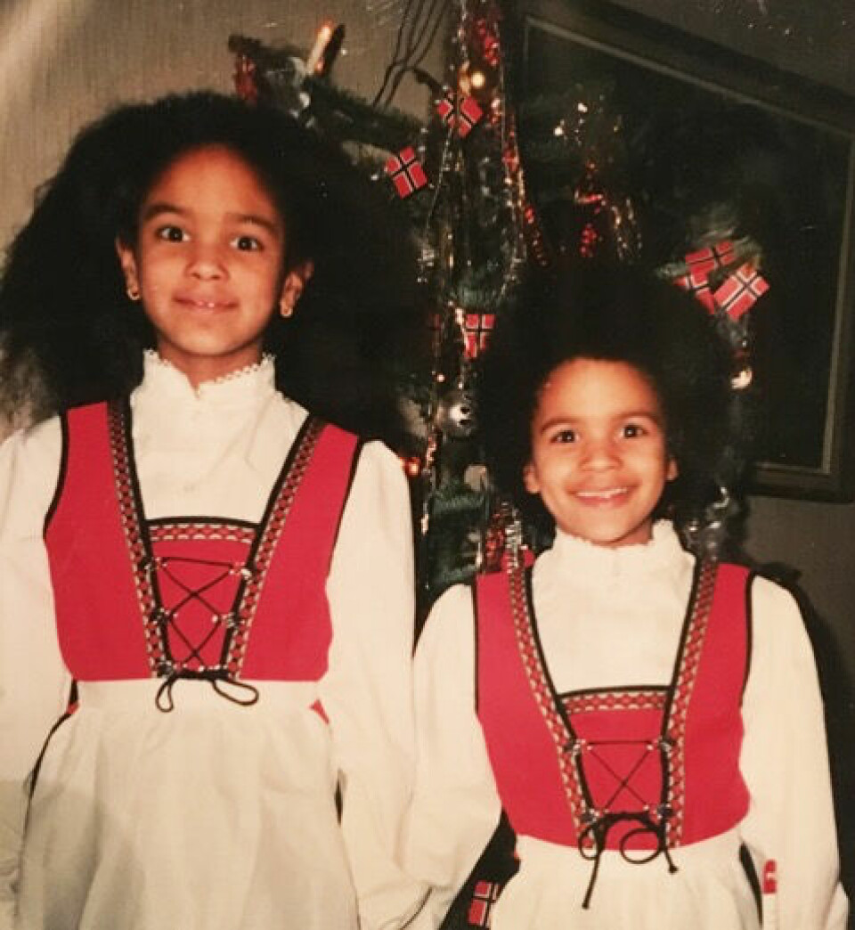 SØSTRE: Haddy elsket å lese for og lage teater med lillesøster Lisa.