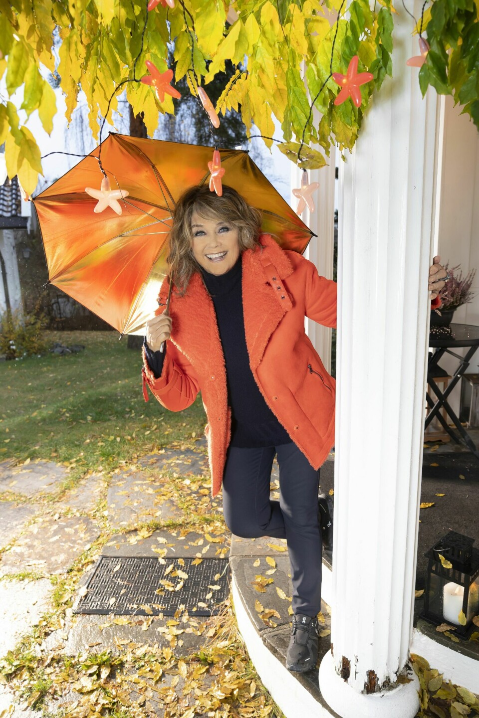 FAMILIETID:For Wenche er julehøytiden først og fremst familietid. Her utenfor huset på Nesøya.