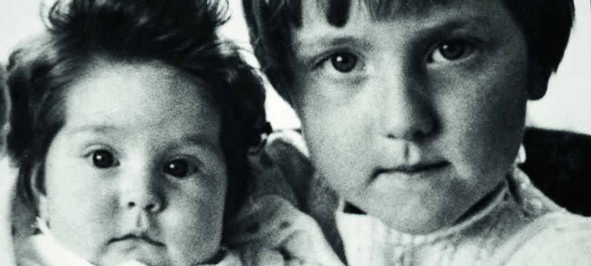 Ingen reagerte da Eva Ragde som liten samlet tomflasker klokka fem om morgenen. Mamma hadde ikke penger