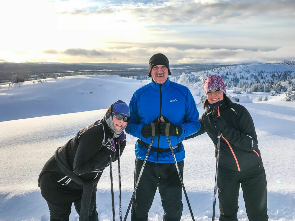 SKIGLEDE: Rune er en habil skiløper, og har stor glede av å oppleve landskapet lengst sør i Valdres. Foto: Privat