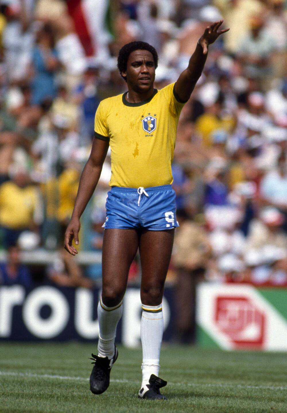 <b>TREDJEVALG:</b> Spissen Serginho ble satt inn på laget fordi stjernene Reinaldo og Careca ble skadet. Han fikk skylda for at Brasil ikke vant VM i 1982.