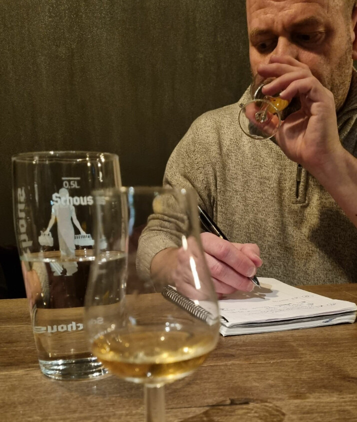 Tre fikk 6: Vi testet nitten juleakevitter