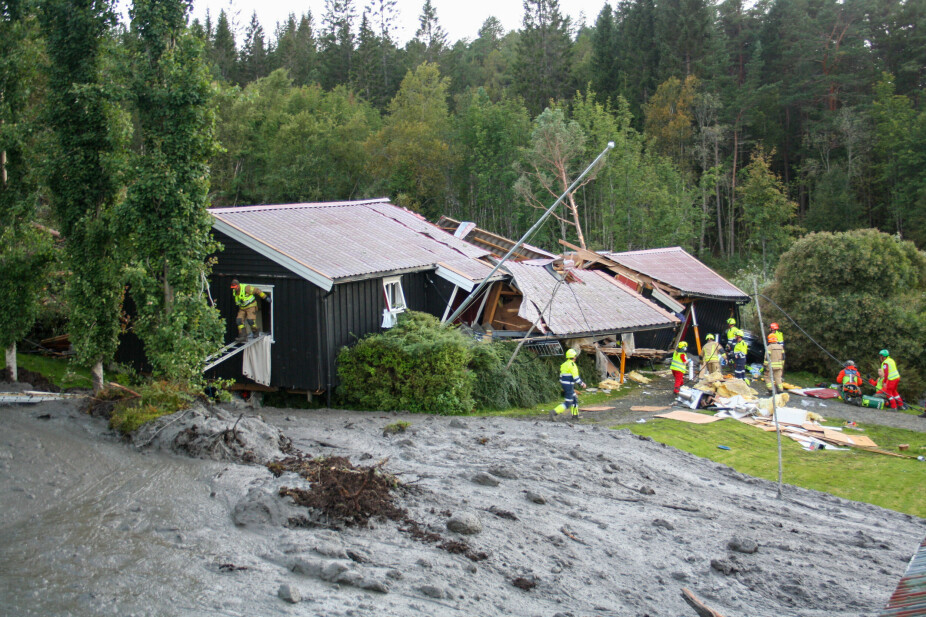 SMADRET: Eneboligen i Valsøyfjord i Trøndelag ble ødelagt i raset i september. En eldre kvinne omkom.