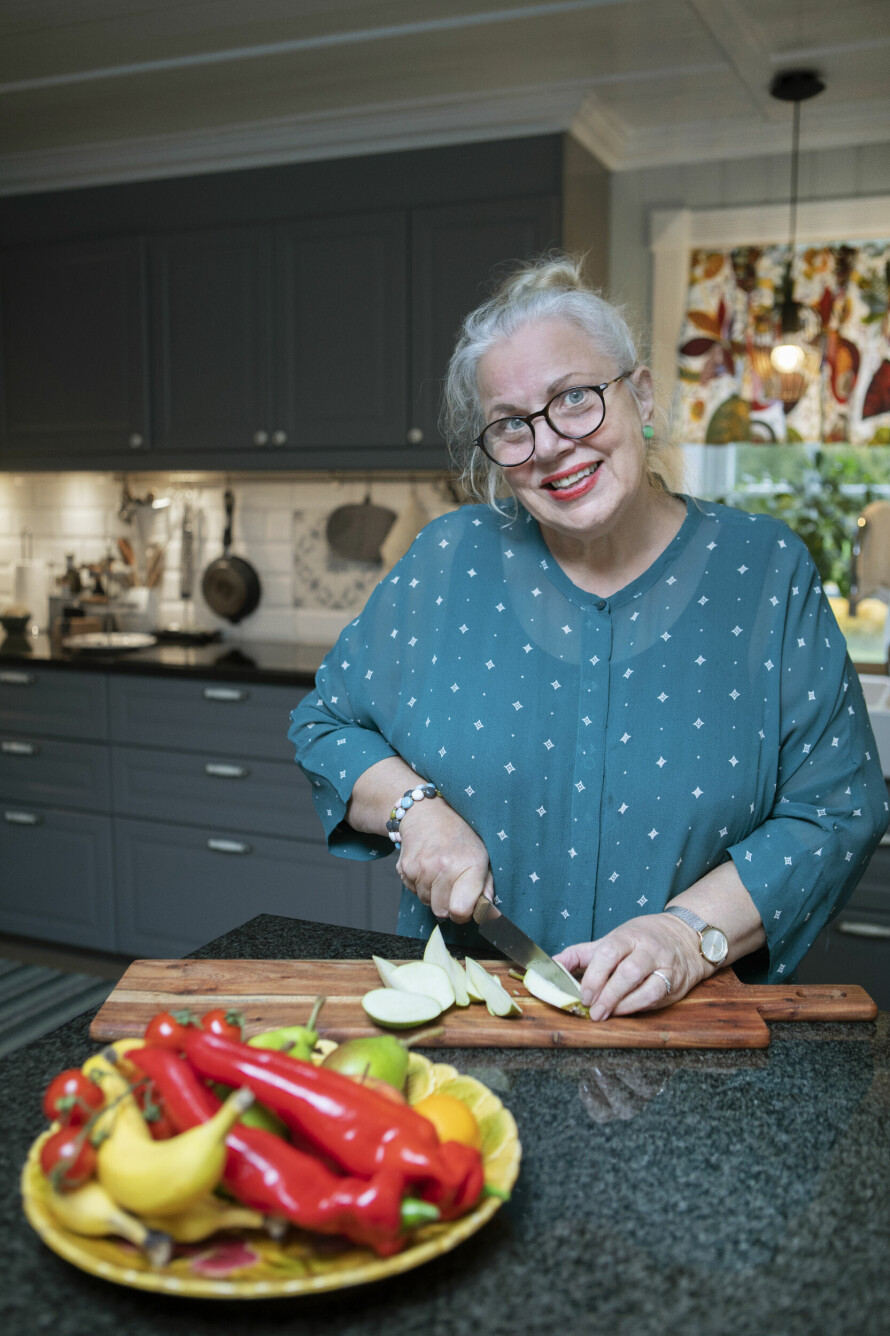 OPPSIKTSVEKKENDE RESULTAT: – Apparatet målte hele 35 pustestopp i timen, noe som betyr at jeg har en alvorlig grad av søvnapné. Antall pustestopp skal normalt ligge på under fem i timen, sier Anne Kristin Øierud.