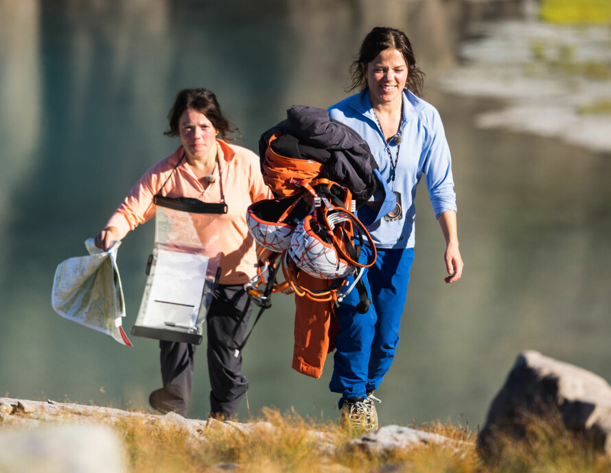 JEGERTVILLINGENE: Kristine og Johanne Thybo Hansen ble kjent gjennom TV-serien Jegertvillingene på Discovery.