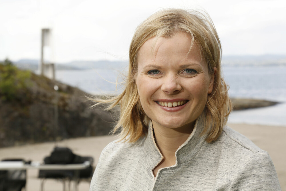 <b>PROGRAMLEDER:</b> Ingrid Gjessing Linhave jobber som programleder i NRK, og er for tiden aktuell med dokumentarserien Demenskoret. Her er hun under Sommeråpent.