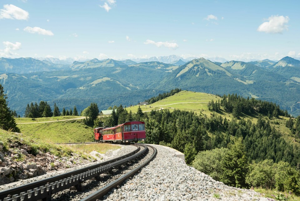 KLATRE: SchafbergBahn er Østerrikes bratteste tannhjulsbane.