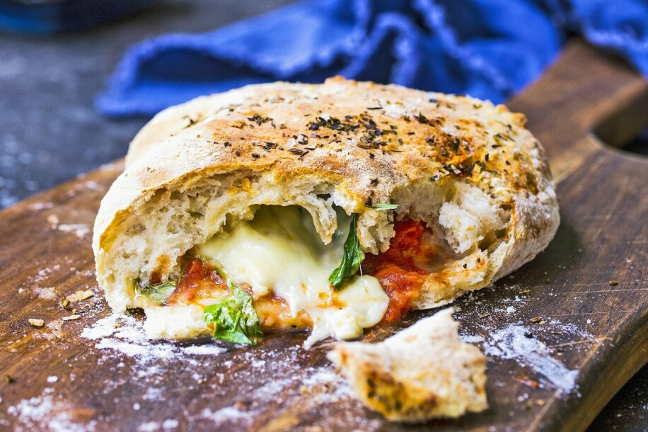 INNBAKT PIZZA: En calzone er perfekt lunsjmat
