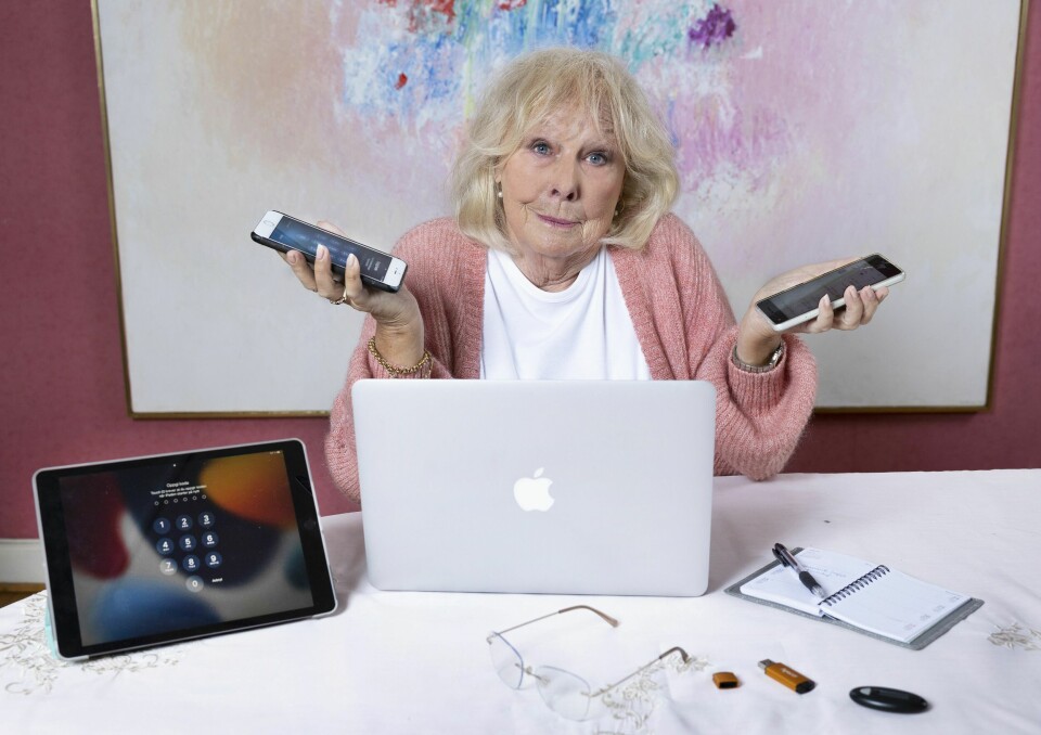 LISE FJELDSTAD: – Jeg tror det er mange i min generasjon som føler seg redde, dumme og ensomme. Vi er liksom ikke med. Vi er samfunnets sinker i dette hurtiggående digitale, ufølsomme samfunnet, mener Lise.