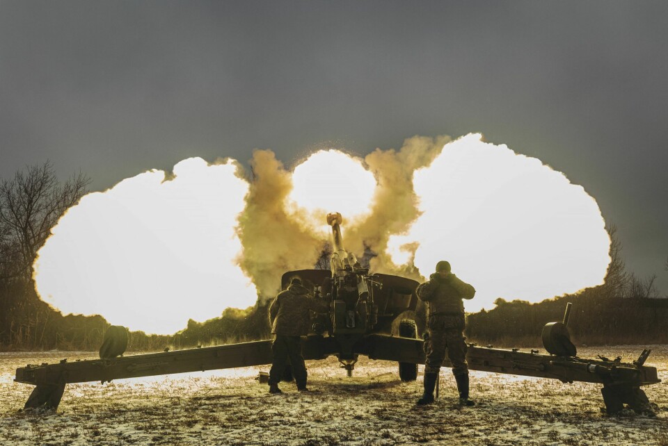 UMETTELIG BEHOV: Det er anslått at Ukraina avfyrer 4000 artillerigranater daglig. Ammunisjonsbruken er høyere er Nato-landenes samlede produksjon, og det er avgjørende at produksjonen økes før lagrene tømmes.