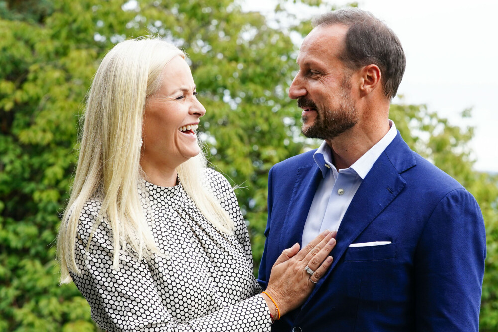 <b>JUBILERER:</b> Kronprinsesse Mette-Marit innrømmer at hun og kronprins Haakon egentlig ikke hadde lyst til å feire 50-årsdagene sine i sommer. (Foto: NTB)
