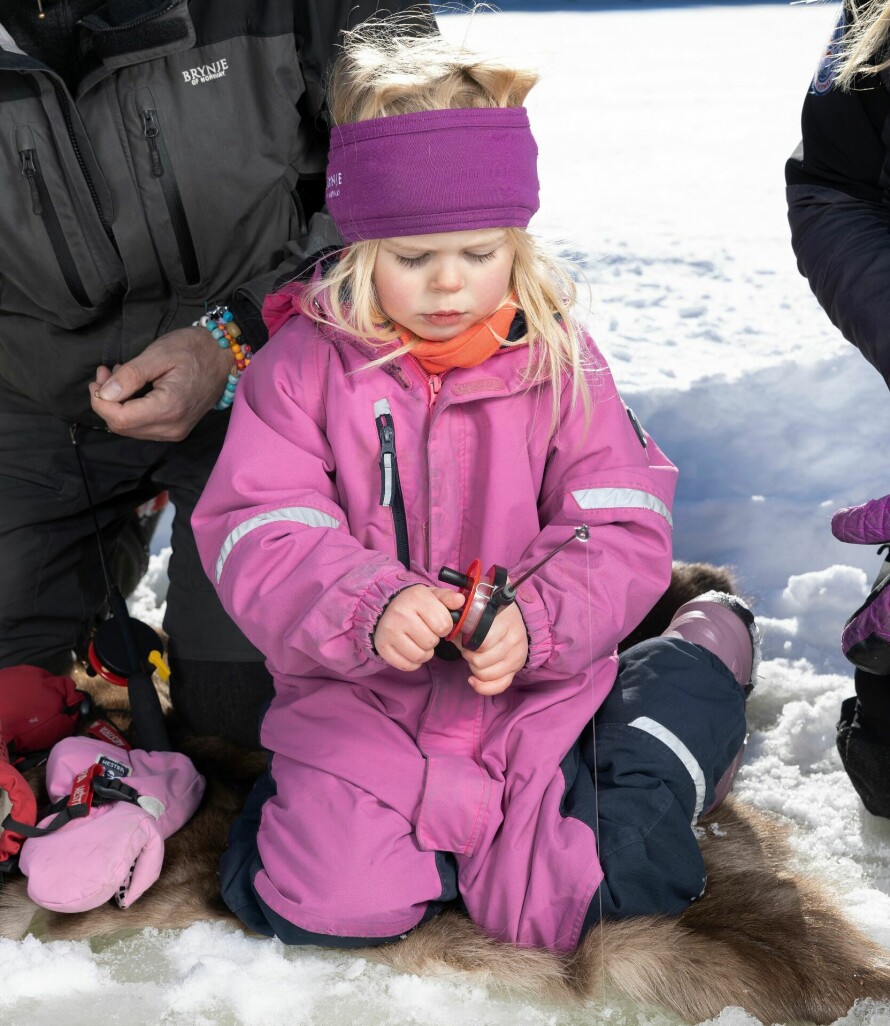 MINA, LILJE OG MEG: Vi så temperamentsfulle Lilje (4) på vinterekspedisjon i «Mina, Lilje og meg» denne vinteren. Lange og korte ekspedisjoner er en del av hverdagslivet til familien Read.