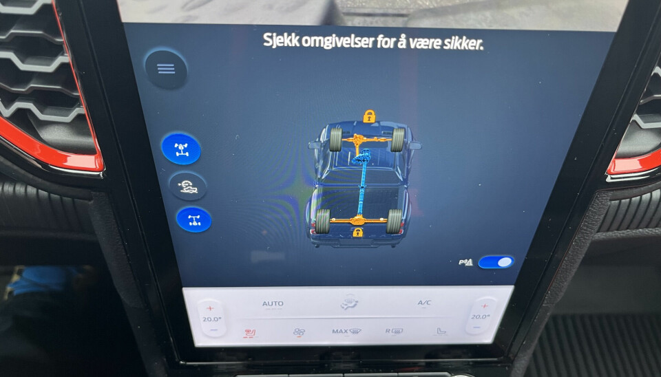 OFFROAD: Raptor har flere terrengprogrammer, i tillegg til lavserie og differensialsperrer på begge akslingene.