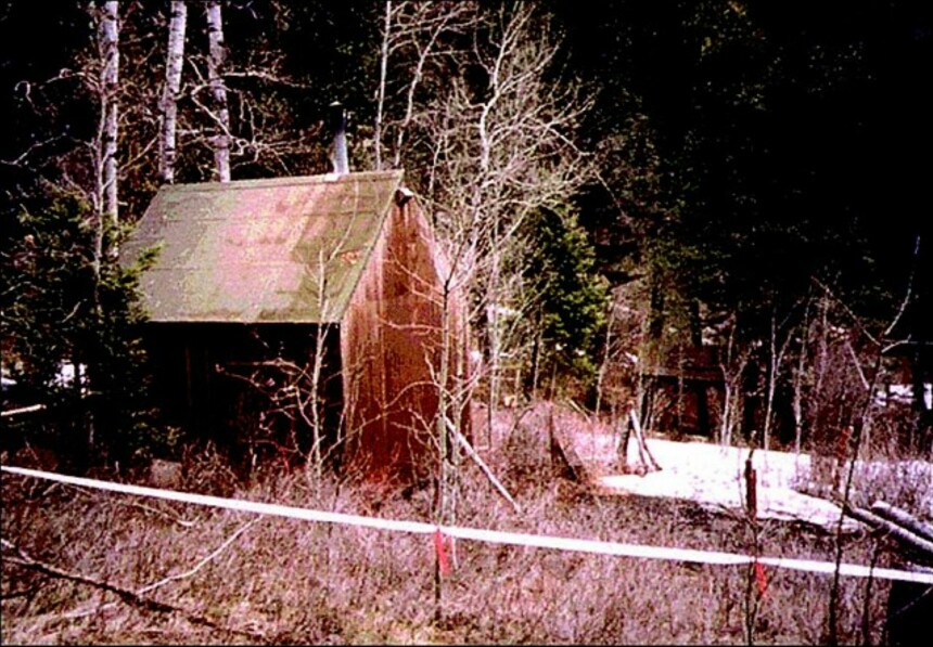 <b>TILBAKE TIL NATUREN:</b> I denne primitive hytta bodde Ted Kaczynski i 25 år. Helt frem til FBI troppet på døren.