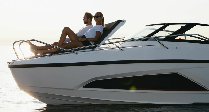 FINT LIV: Solsengen forut blir nok populær på varme sommerdager.