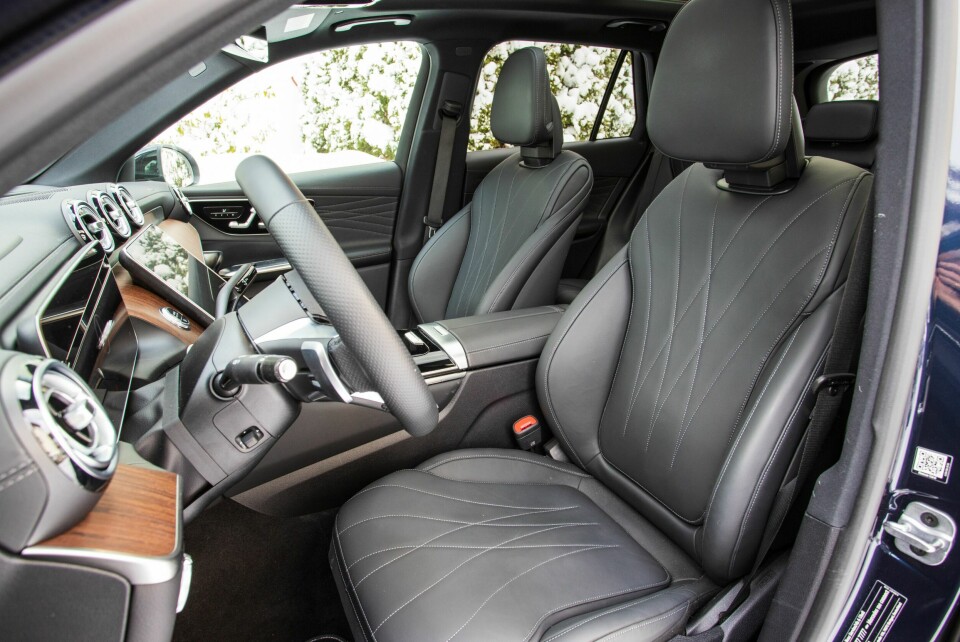 GLC: Moderne utforming av setene og fin sittekomfort.