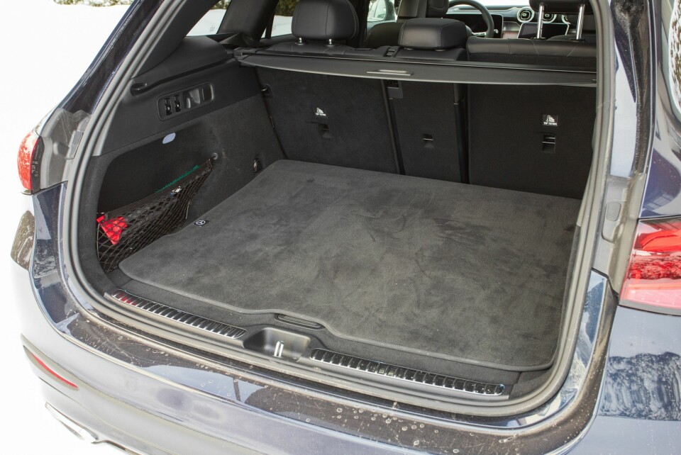 GLC: Større bagasjerom enn tidligere. Dieselversjon har stort rom under gulvet.