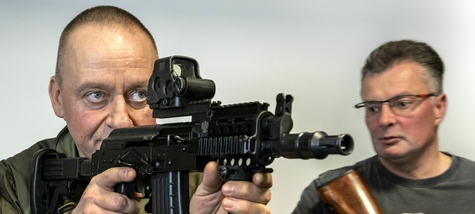 Når våre nærmeste allierte frykter russisk invasjon, sitter ikke folk stille og venter