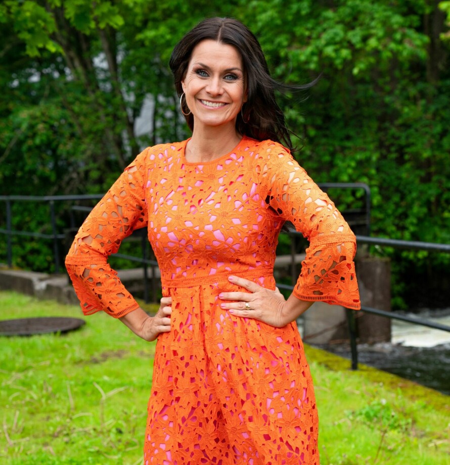 KATRINE MOHOLT: Katrine Moholt frykter ikke alderdommen. Som kommende 50-åring tar hun fatt på nye oppgaver i karrieren. – Jeg er ikke redd for de rynkene. Jeg tenker at det er livet som kommer, og det er jeg så takknemlig for, sier hun.