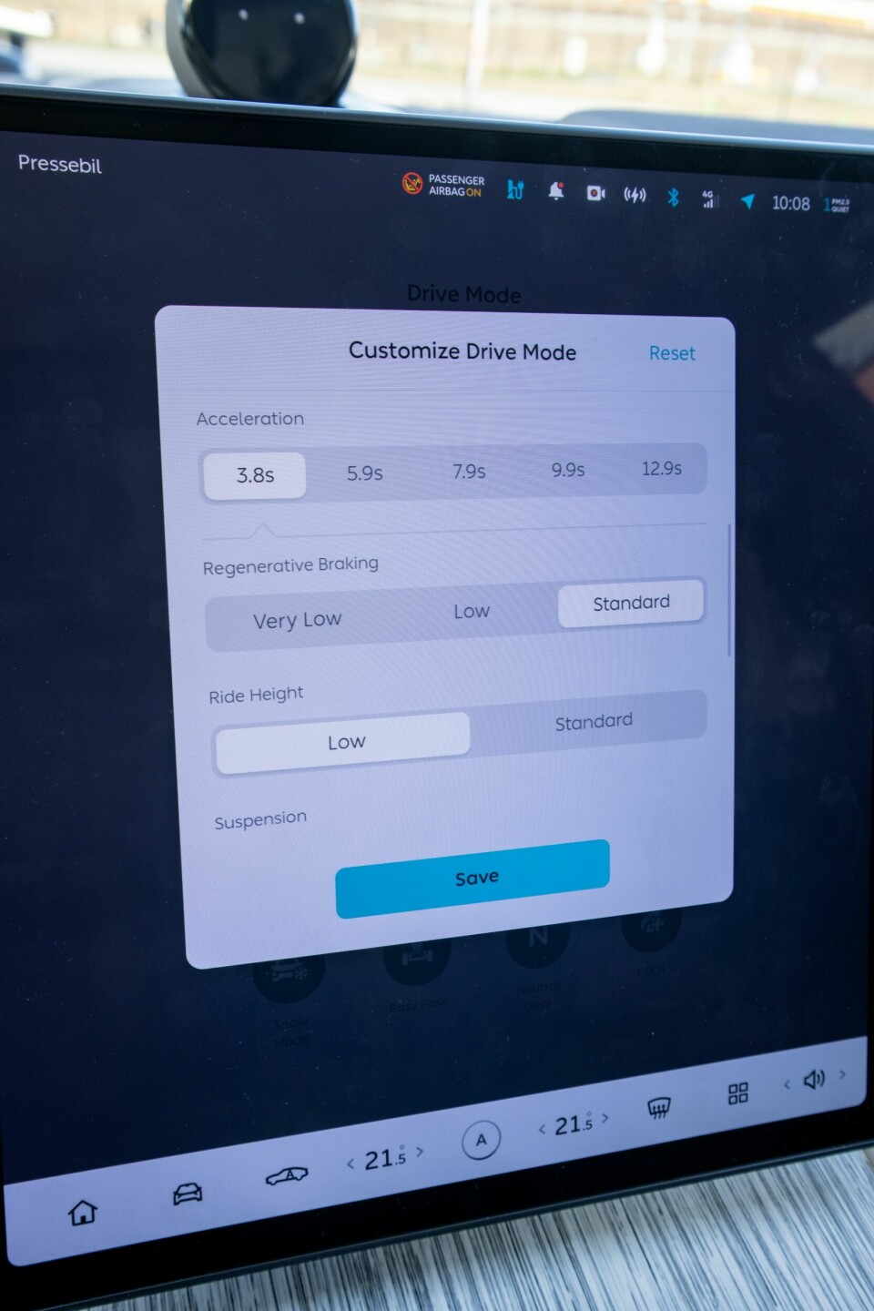 VELG SELV: Du kan stille inn mange av kjøreparametrene selv, blant annet mange grader av akselerasjon.