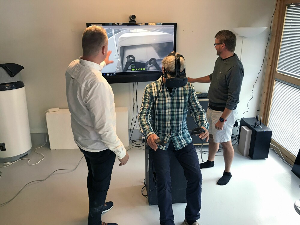 <b>FØRSTEINNTRYKK:</b> Vi har fulgt utviklingen i tre tidligere artikler i Vi Menn Båt. VR-gjennomgang i august 2017 var første møte med båten.