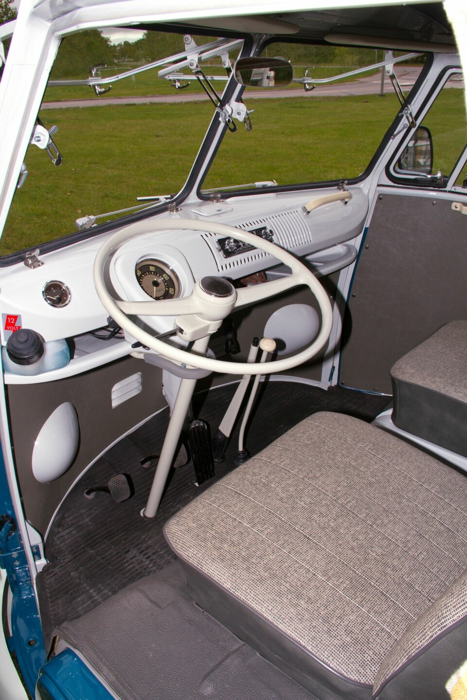 MINIMALISME: Så enkelt, så stilig. Legg merke til frontrutene.