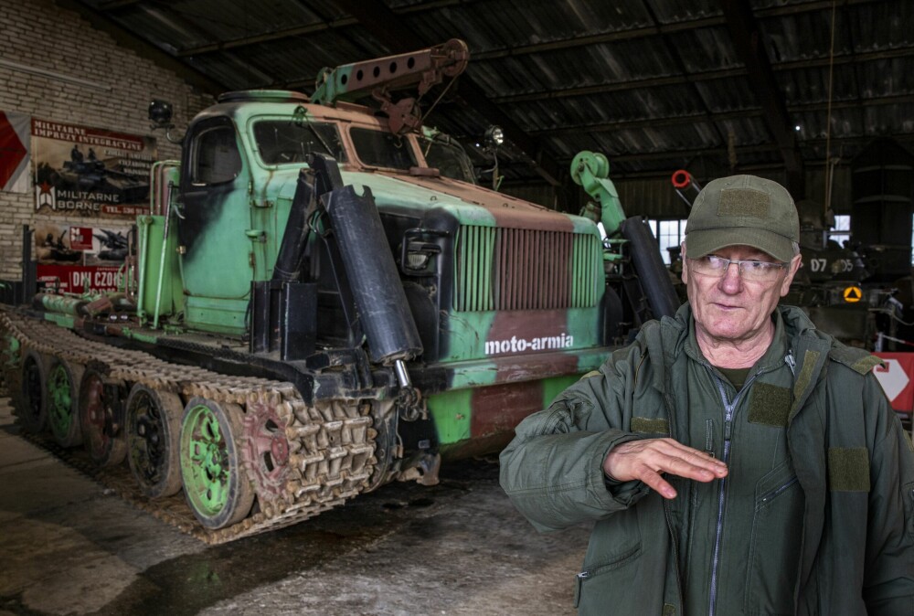 <b>LITE BEGEISTRET:</b> Wieslaw Bartoszek foran en massiv, sovjetbygd, beltegående maskin i Borne Sulinowo − etterlatt av russiske soldater han ikke har veldig sans for.