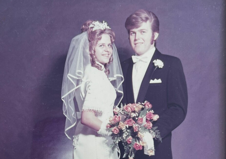 HELE LIVET SAMMEN: I år feiret brudeparet Rita og Arnt gullbryllup. 50 år sammen. De har hatt de vondeste dager, men flest gode. Kjærligheten deres har virkelig overvunnet alt.