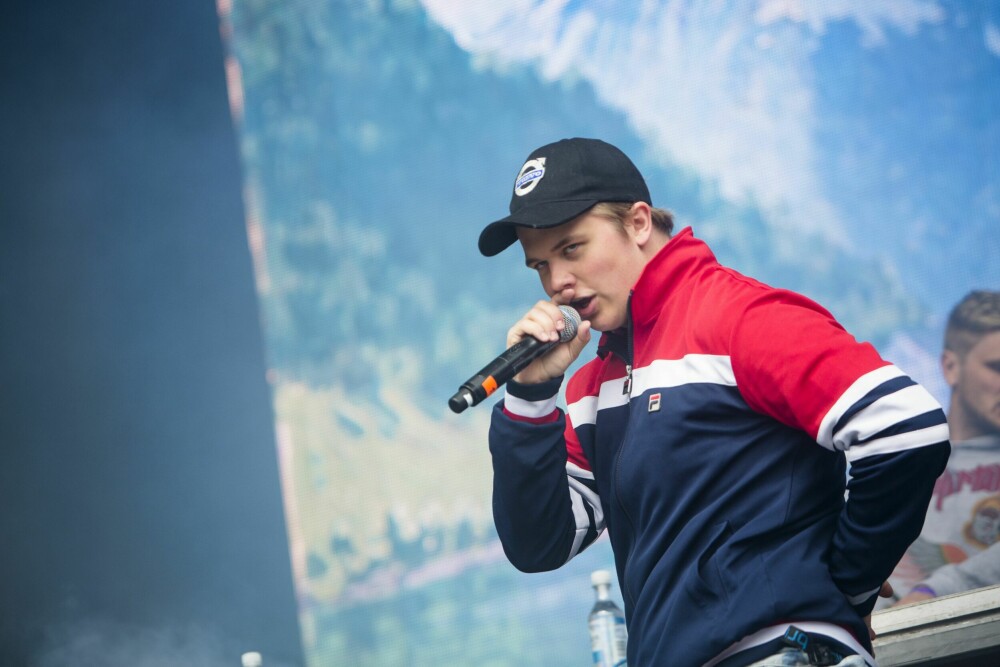<b>POPULÆR:</b> Kjartan Lauritzen er en populær rapper hos den yngre garde, og har holdt det gående som artist siden 2014. Her under en konsert i Bergen i 2018.