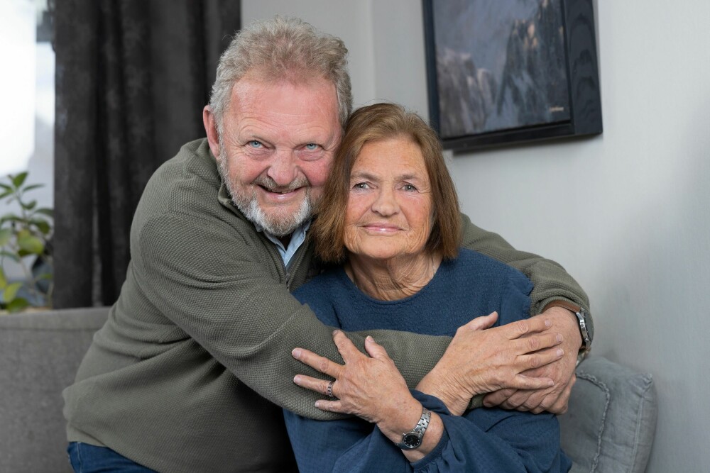 <b>SAMMENSVEISEDE: </b>I mai kunne Brit Anne og Bjørn heldigvis feire 45 års bryllupsdag.