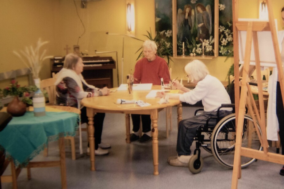 <b>AKTIVITETS-SENTER: </b>Å aktivisere demente var en viktig del av hjelpepleierutdanningen som ble gitt i Tallinn.
