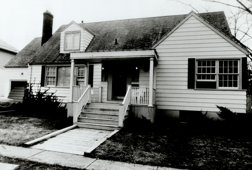 DOBBELTÅSTED: I dette huset leide Paul Bernardo og Karla Homolka bolig. Det som skjedde her skulle ryste både familie og lokalsamfunnet.
