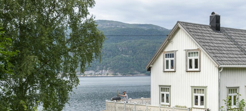 Familien på fem hadde slått fra seg det gamle småbruket. Plutselig ringte megleren...