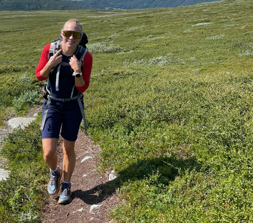 VALG AV SKO: Lett terreng og liten sekk gjør at vi kan bruke lette sko. Vi har testet 10 ulike, og kåret en vinner.