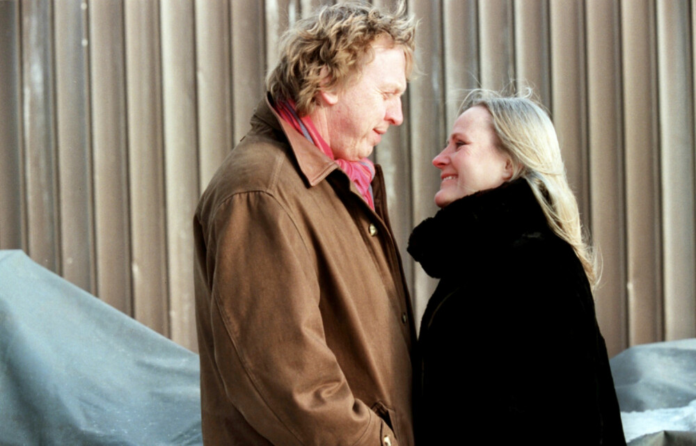 <b>«SALTöN»:</b> I 1999 spilte Tomas blant annet mot Ulla Skoog i den populære serien. – Hun er som min lillesøster. Vi klikket umiddelbart da vi møttes. «Saltön» var den første innspillingen vi gjorde sammen, forteller han.