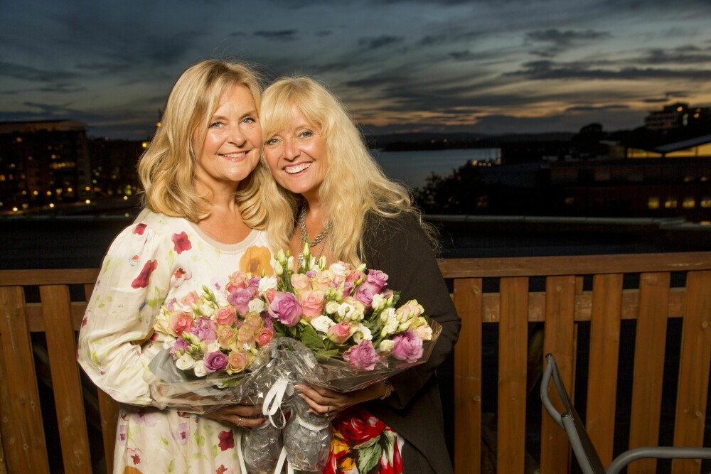 <b>NÆRE VENNER:</b> Hanne og Elisabeth inviterte til sommershowet «La det swinge» i Tønsberg i 2016. 