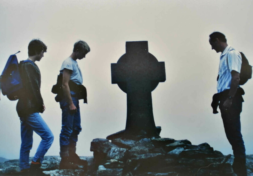 MINNES: Familien til Quentin Green under en minnehøytidelighet. Noen av dem har flyttet til Norge.