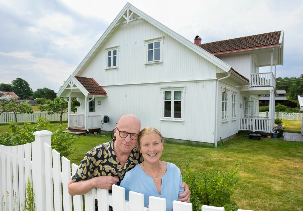 <b>SØNDRE SANDØY:</b> – Vi nyter stillheten her ute, forteller Øyvind og kona Torhild. Paret bor fast på Søndre Sandøy i Hvaler-skjærgården.