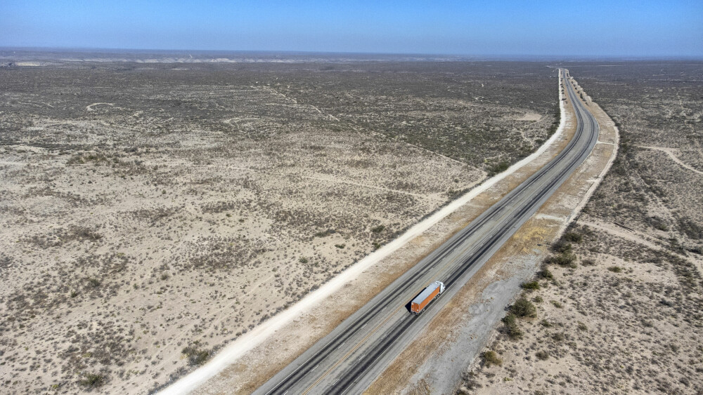 <b>PÅ GRENSEN:</b> Å kjøre langs grensen mellom USA og Mexico er en fascinerende og spesiell opplevelse.