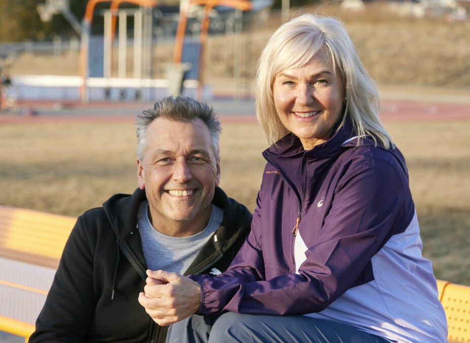 <b>HAR DET GØY:</b> Samboerparet Wenche Tangen (54) og Stian Håkonsen (54) fra Kløfta har trent sammen i fire år. De er enige om at treningen styrker både helsen og forholdet. 