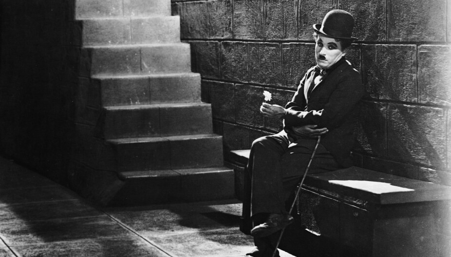 <b>HØYT ELSKET, DYPT SAVNET:</b> Charlie Chaplins superstjernestatus måtte gjøre ham innbringende − også etter sin død, trodde en arbeidsledig polsk flyktning. Han tok feil.